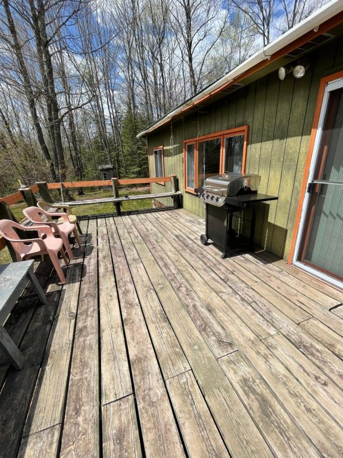 Grandpa Jim'S Cabin Montreal Exterior foto